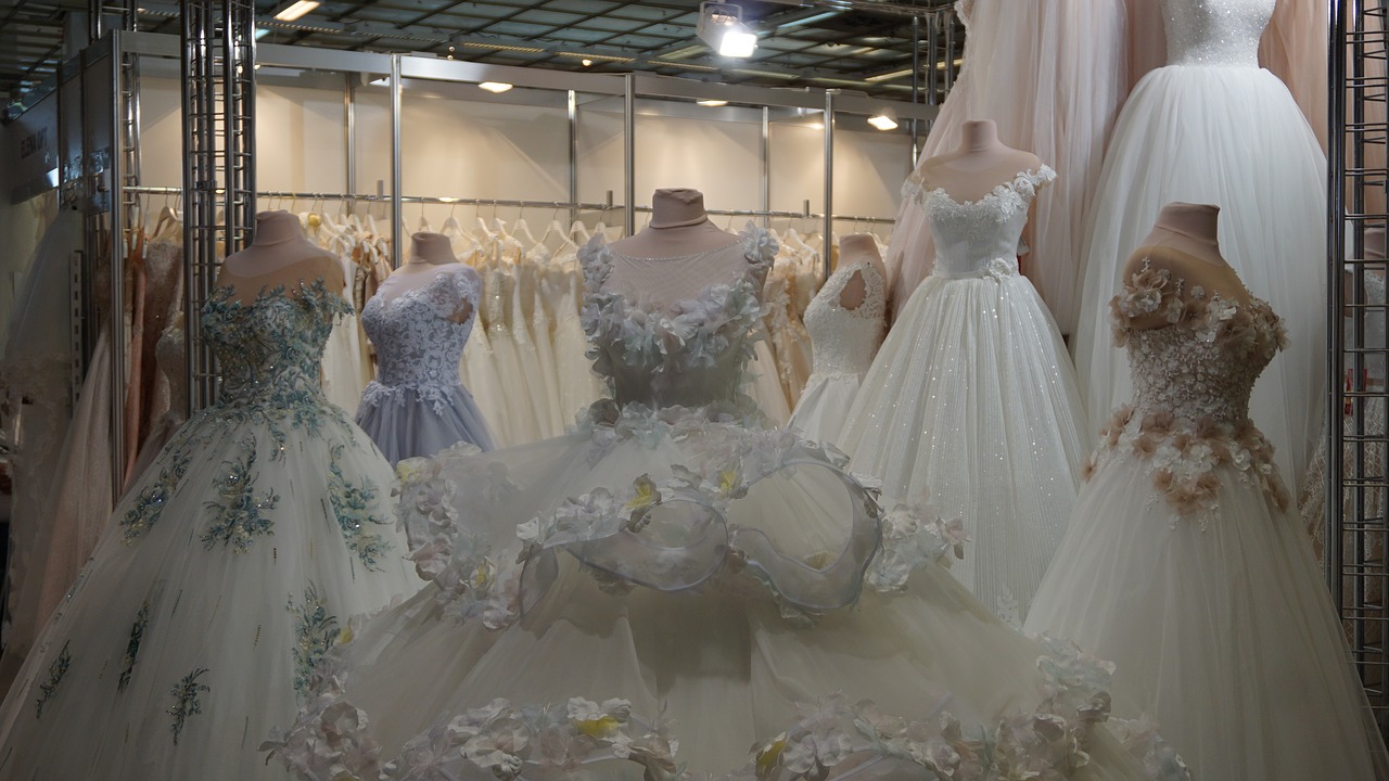 Bridal_dresses_Market