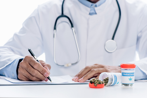 medical_cannabis_market