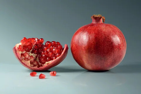 Punica_Granatum_(Pomegranate)_Seed_Oil_Market