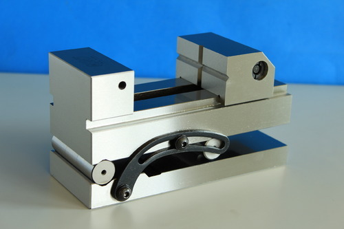 tool-maker-vice-sva-500x500